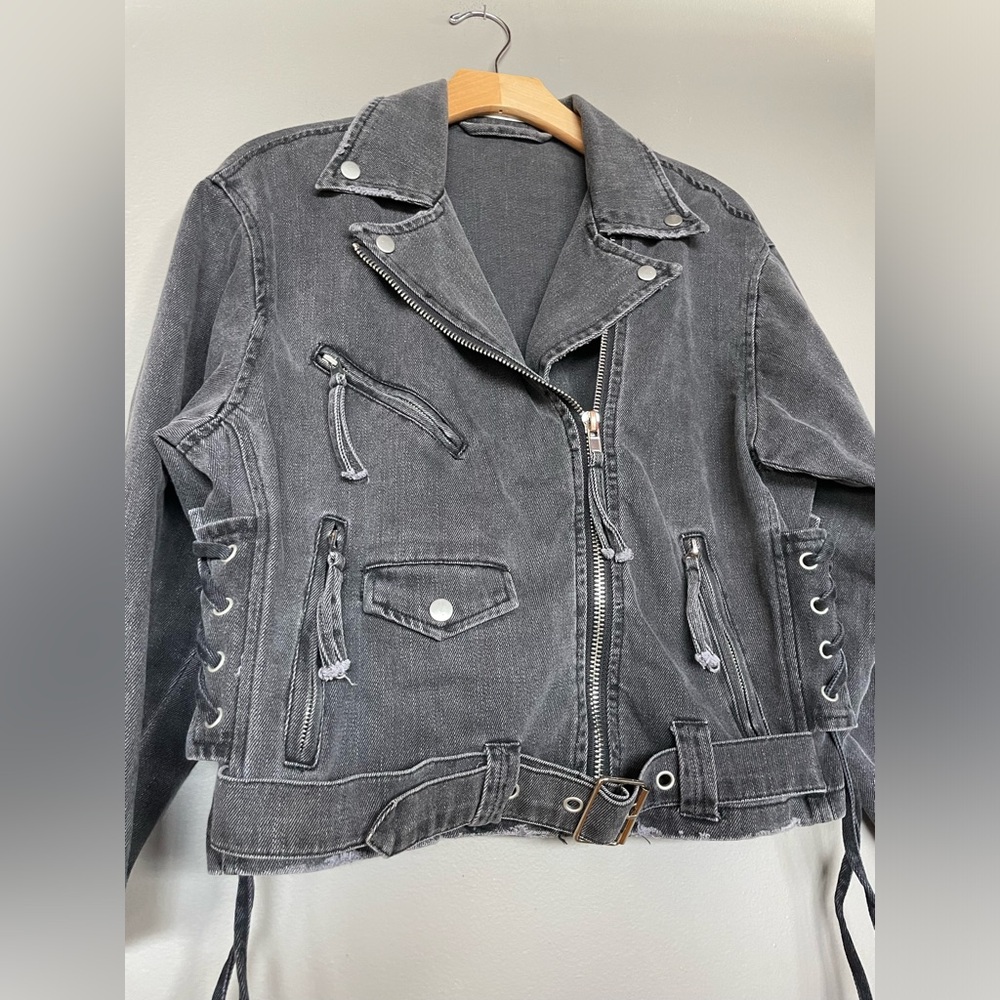 Mod Ref Women's Black Denim Jacket - image 2
